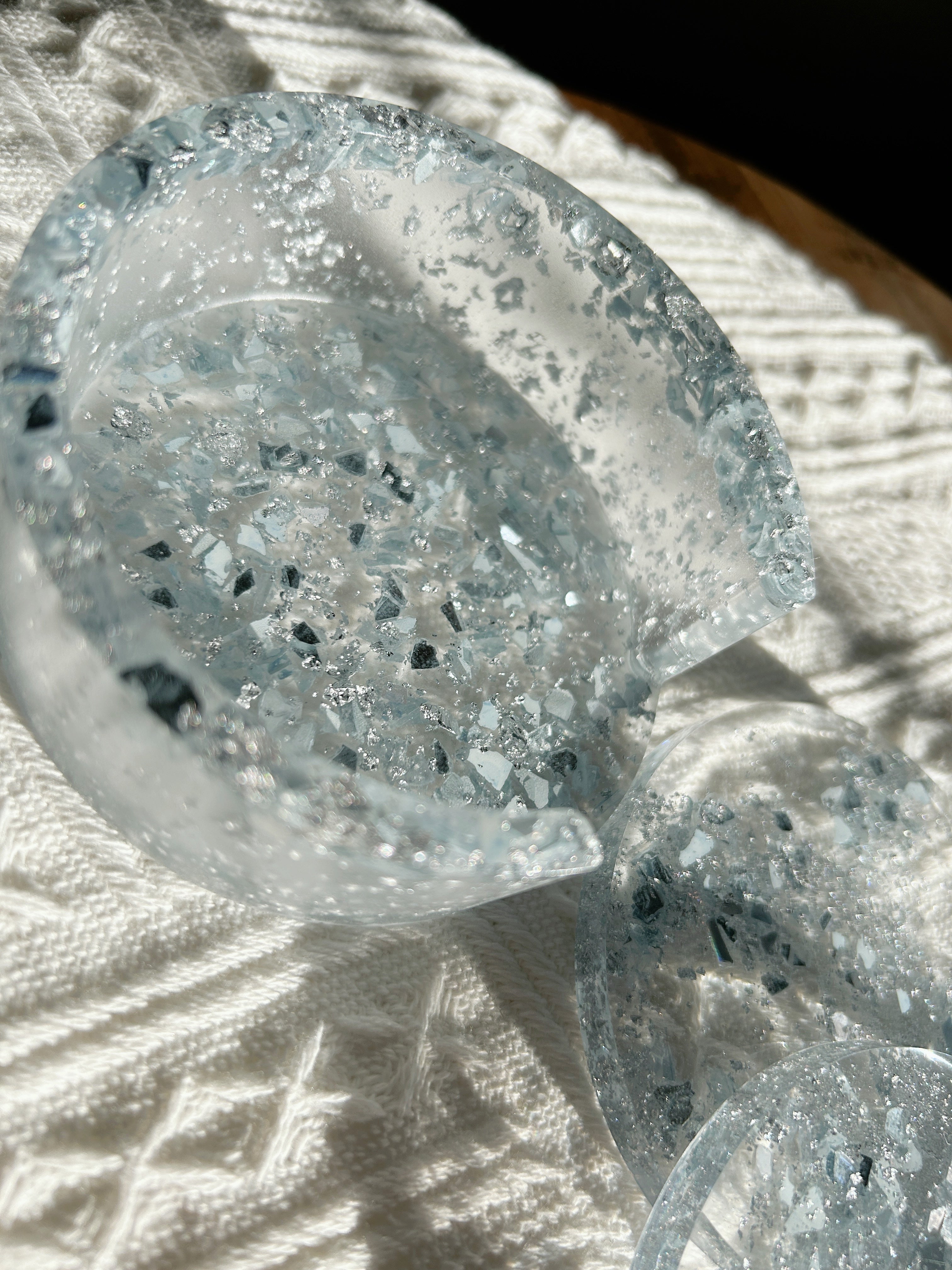 【Crystal Glow】Handmade Resin Coaster Set (set of 5)
