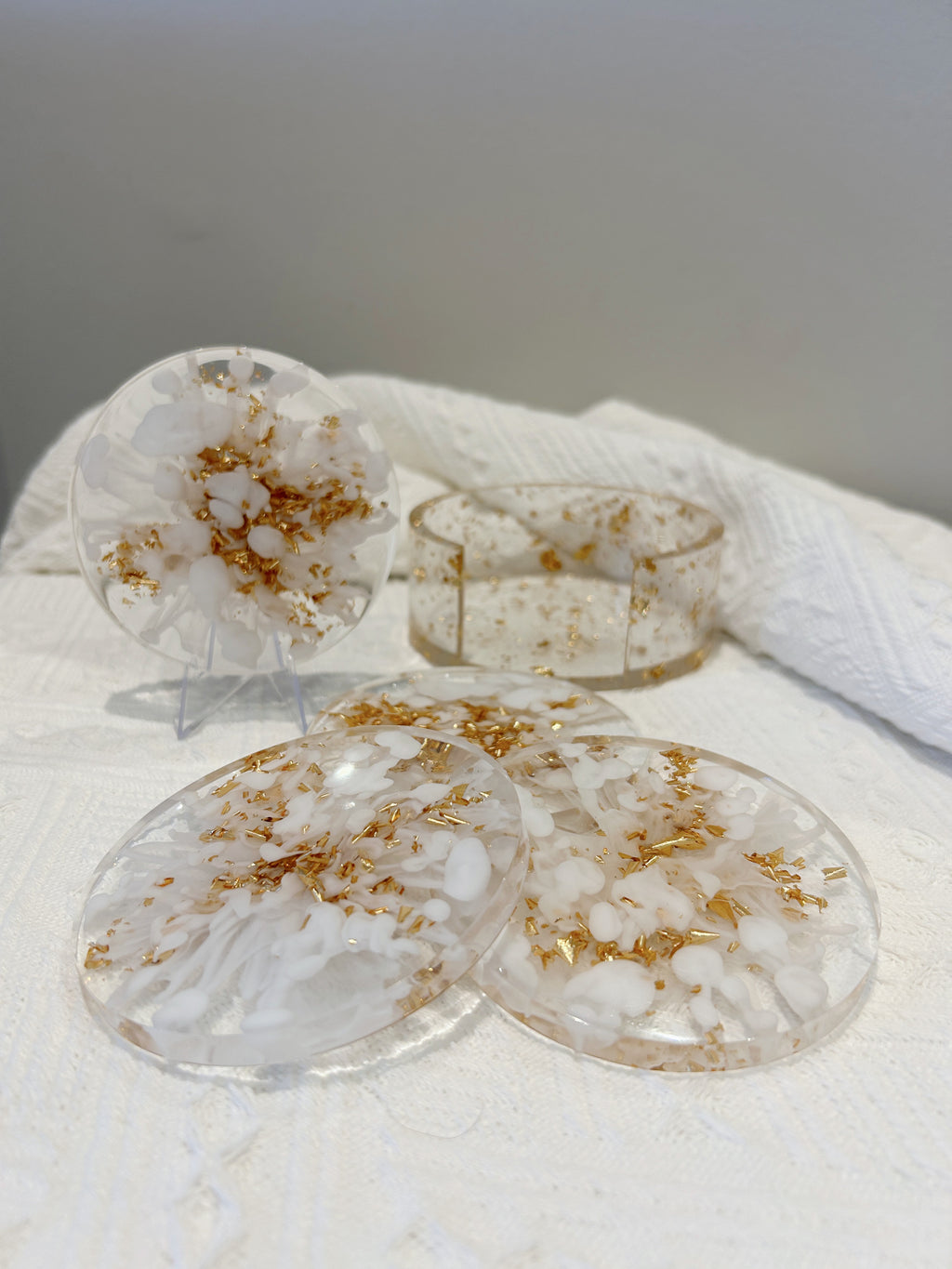 【Golden Elegance】Handmade Resin Coaster Set (set of 5)