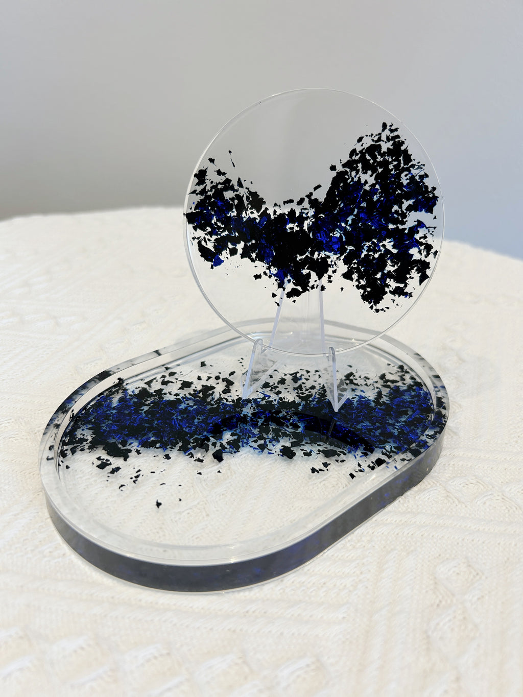 【Golden Elegance】Handmade Resin Coaster & Trinket Tray (2-piece set)