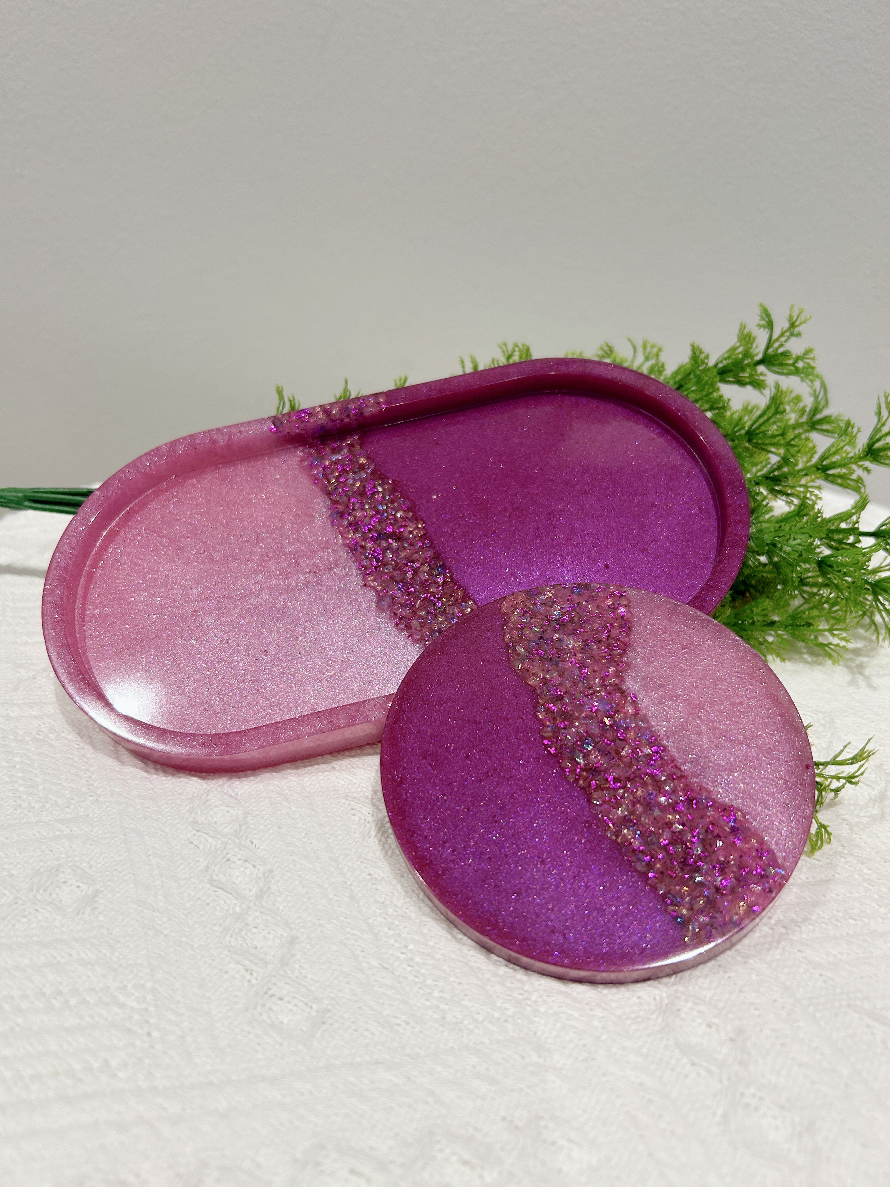 【Crystal Glow】Handmade Resin Coaster & Trinket Tray (2-piece set)