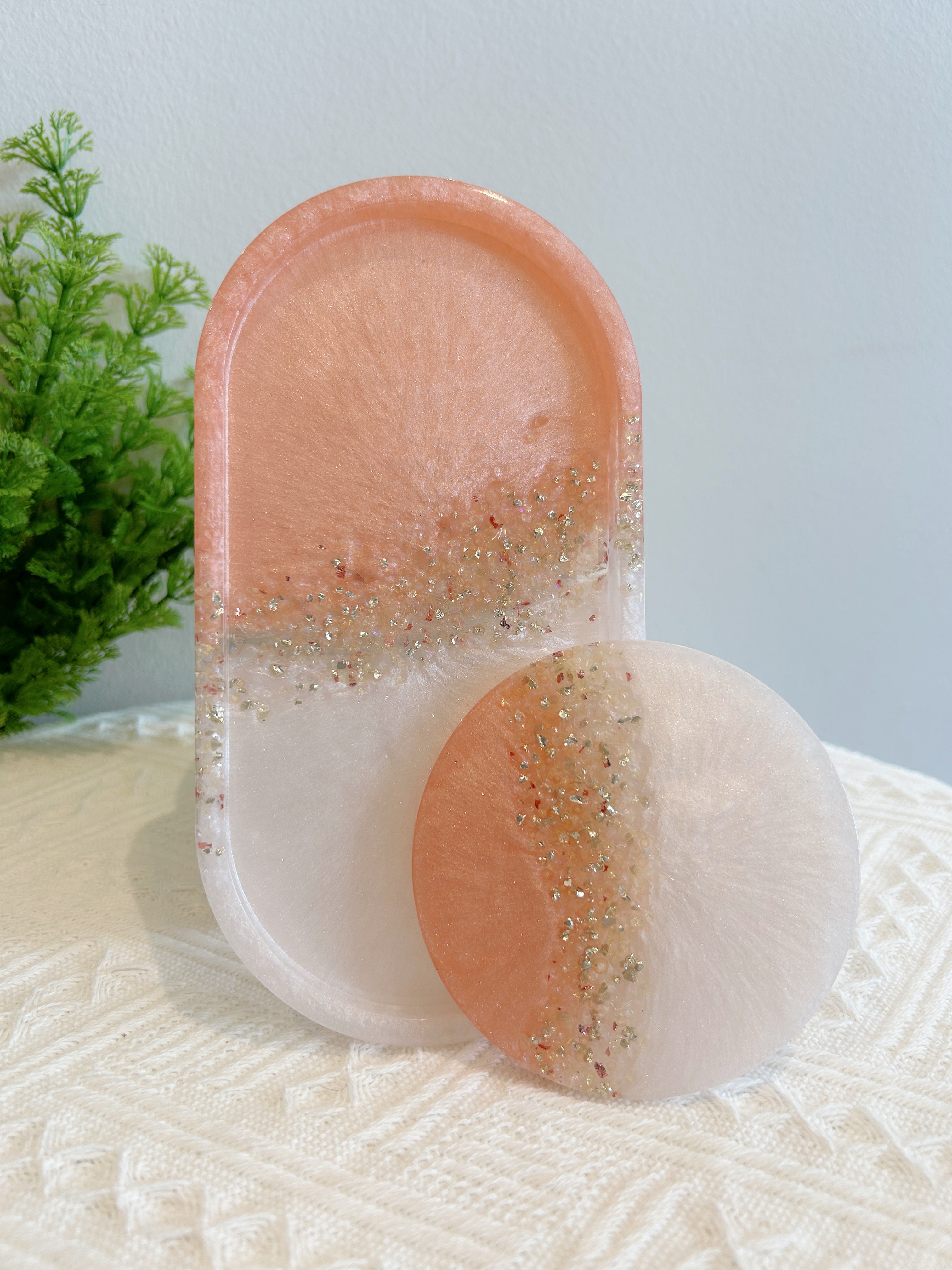 【Crystal Glow】Handmade Resin Coaster & Trinket Tray (2-piece set)