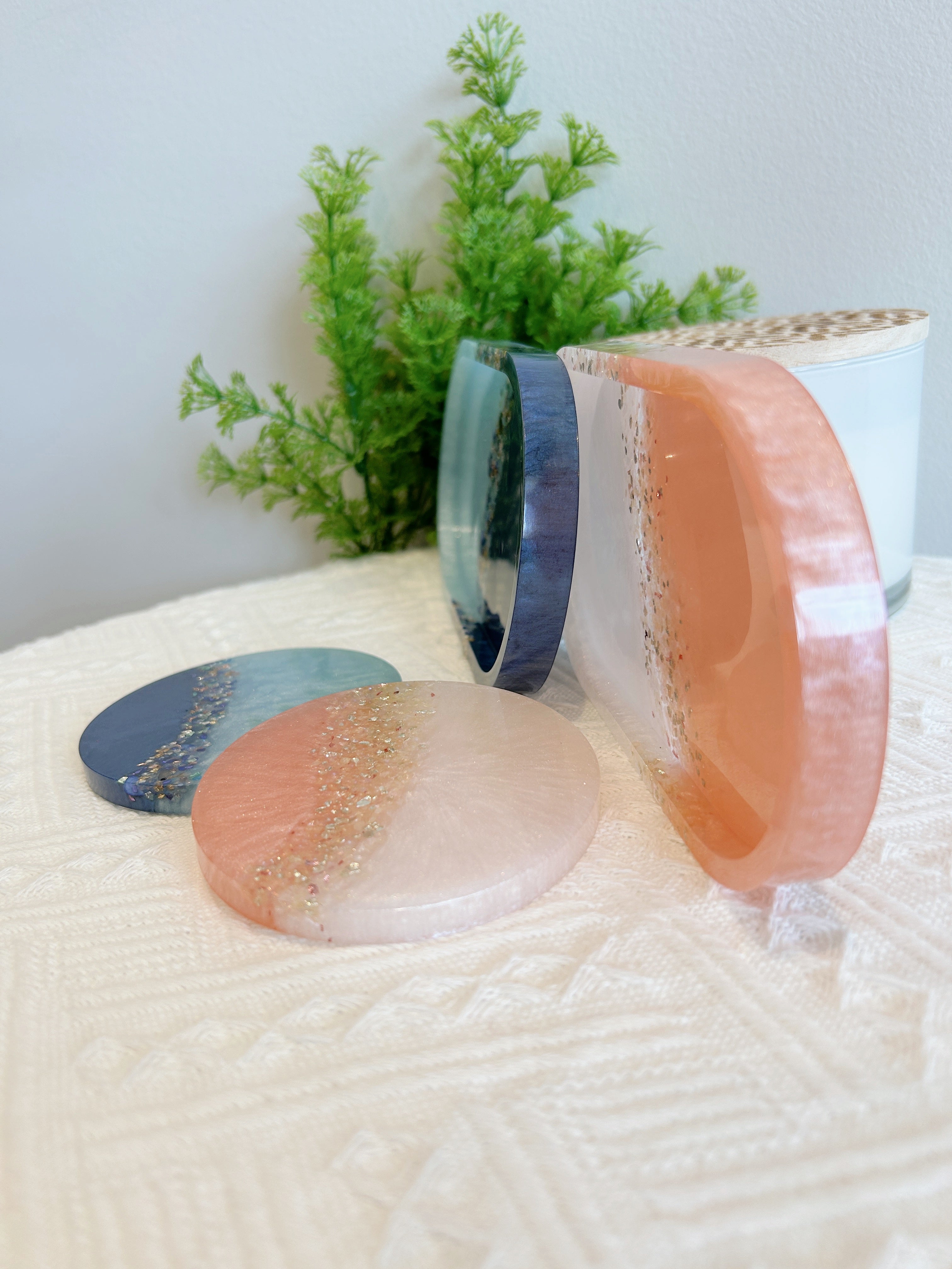 【Crystal Glow】Handmade Resin Coaster & Trinket Tray (2-piece set)