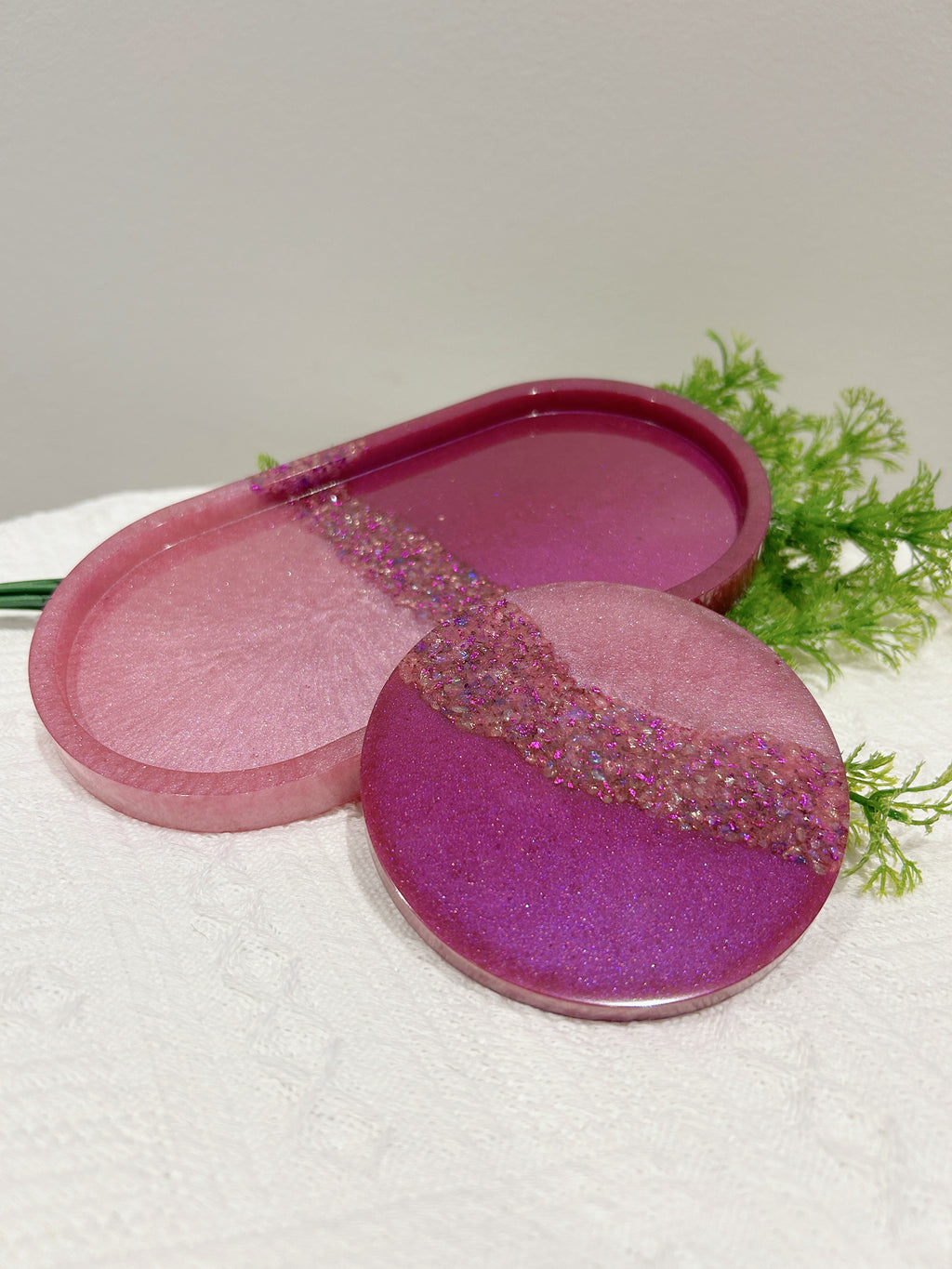 【Crystal Glow】Handmade Resin Coaster & Trinket Tray (2-piece set)