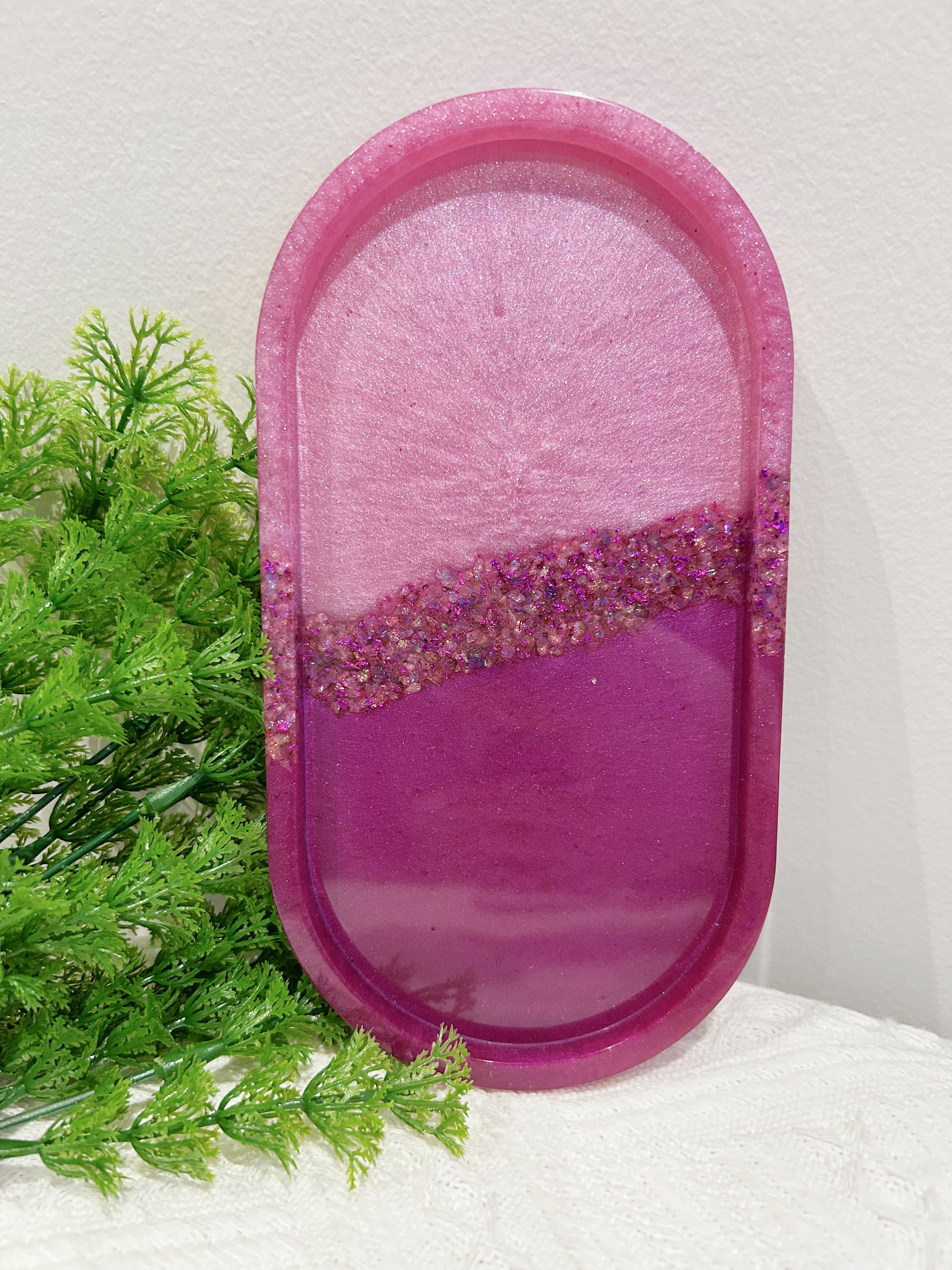 【Crystal Glow】Handmade Resin Coaster & Trinket Tray (2-piece set)