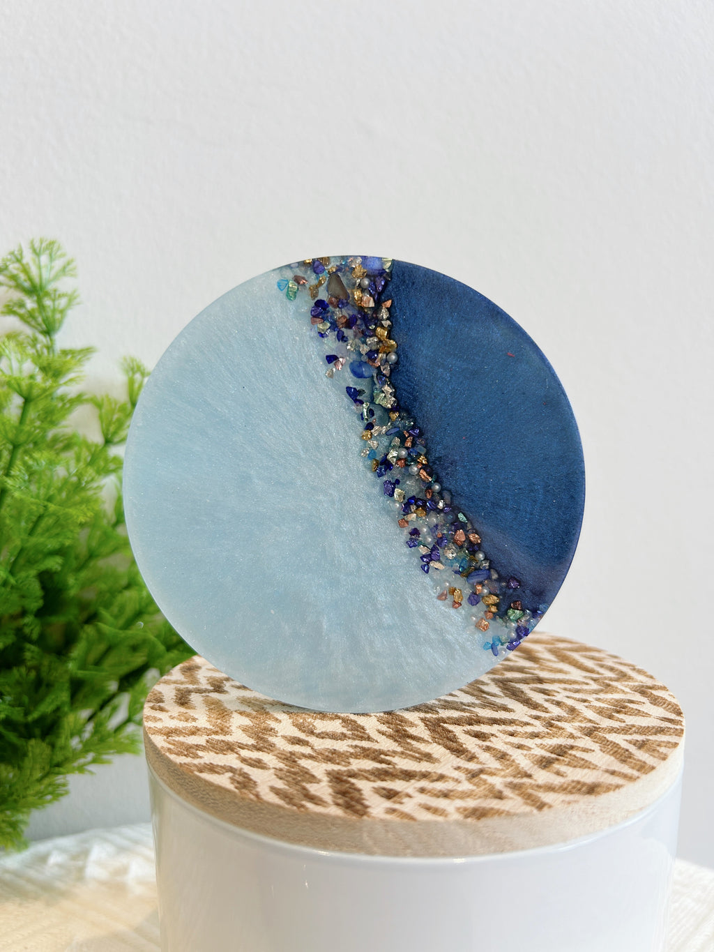 【Crystal Glow】Handmade Resin Coaster & Trinket Tray (2-piece set)