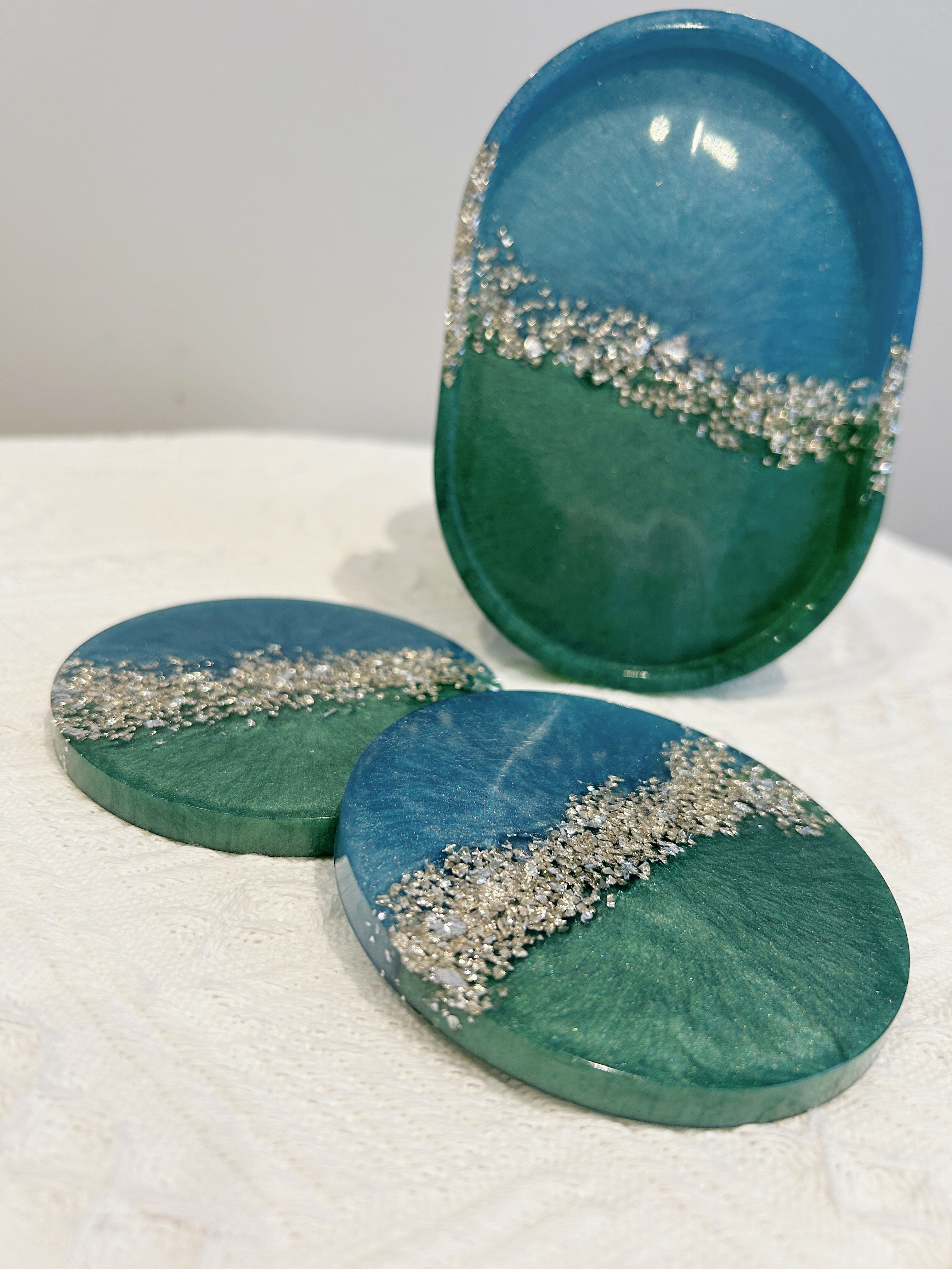 【Crystal Glow】Handmade Resin Coaster & Trinket Tray (3-piece set)