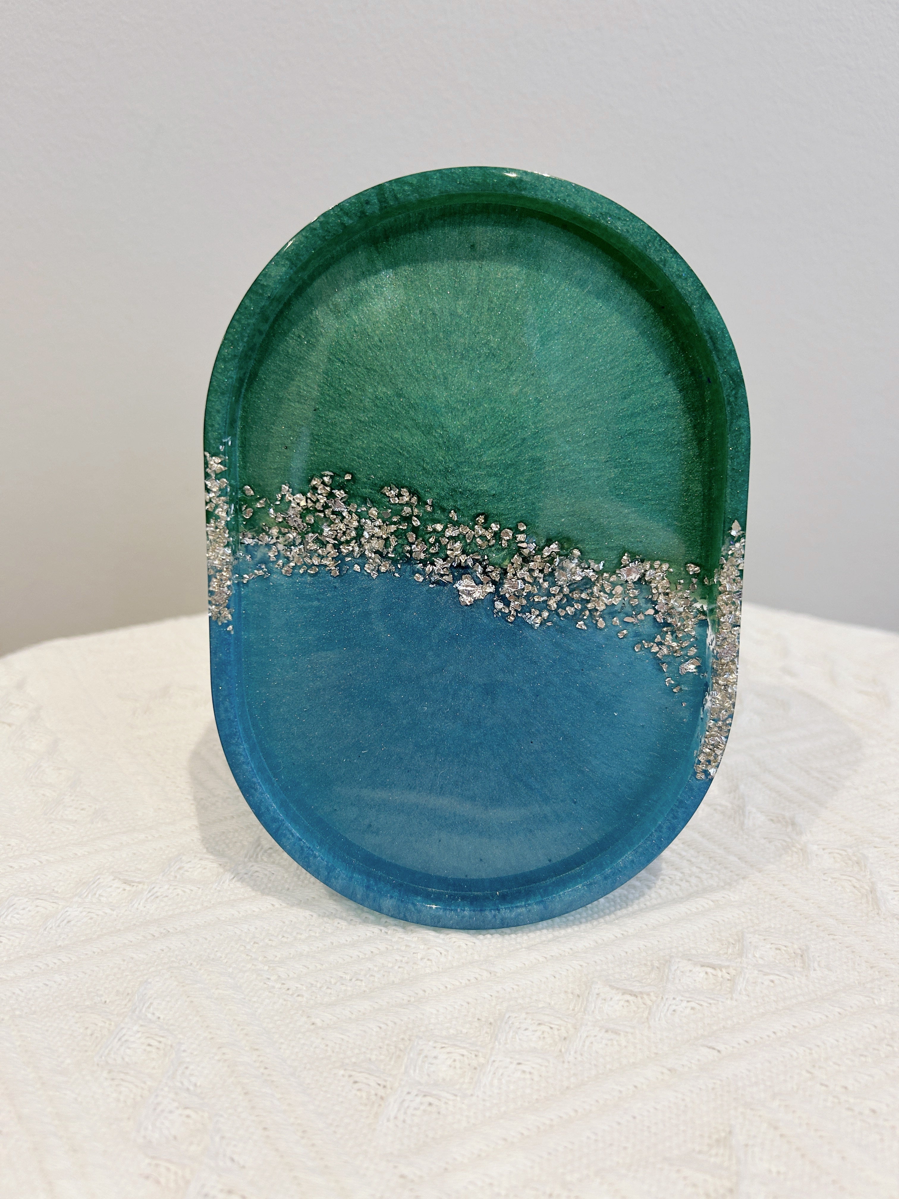 【Crystal Glow】Handmade Resin Coaster & Trinket Tray (3-piece set)