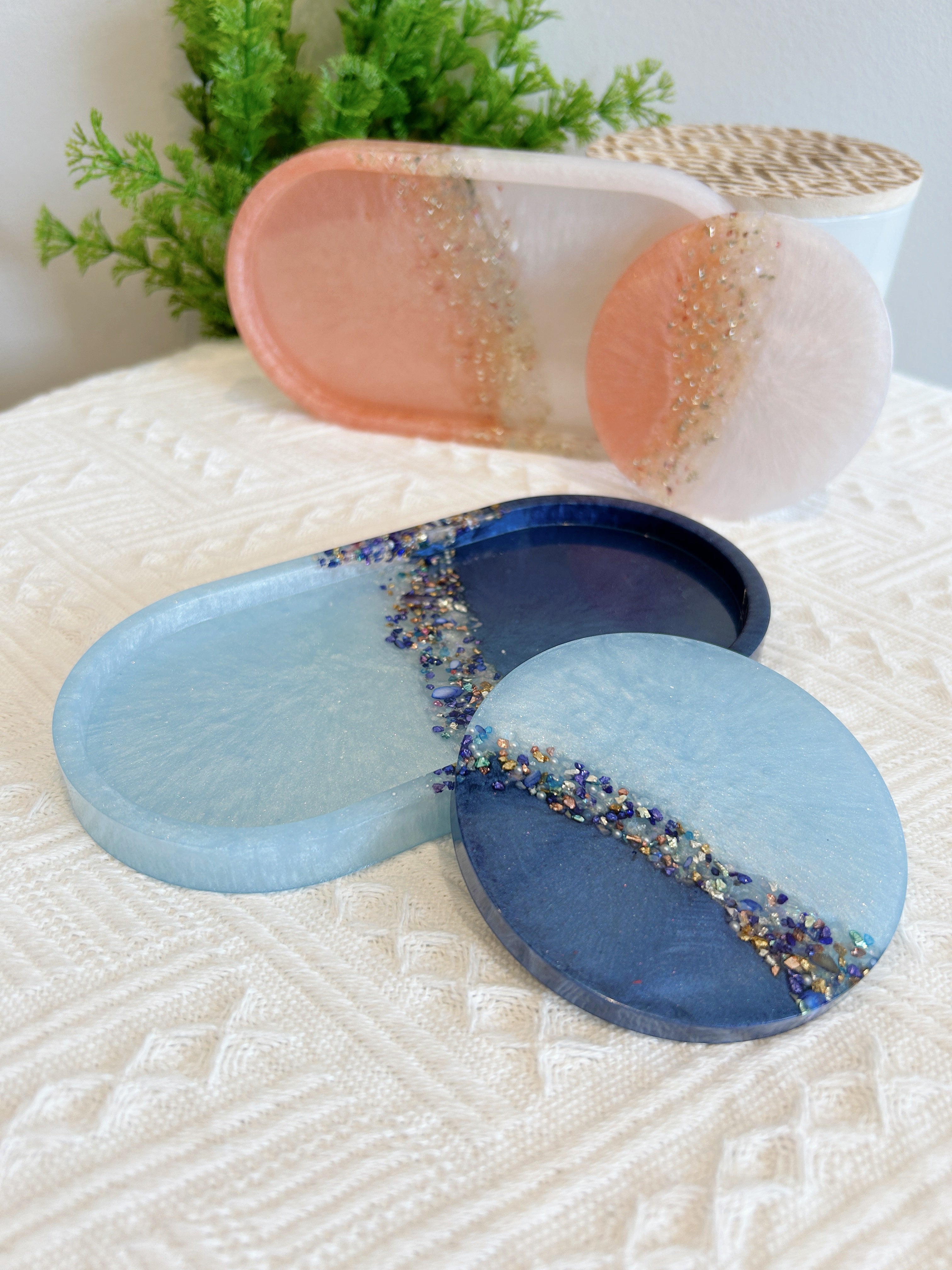 【Crystal Glow】Handmade Resin Coaster & Trinket Tray (2-piece set)