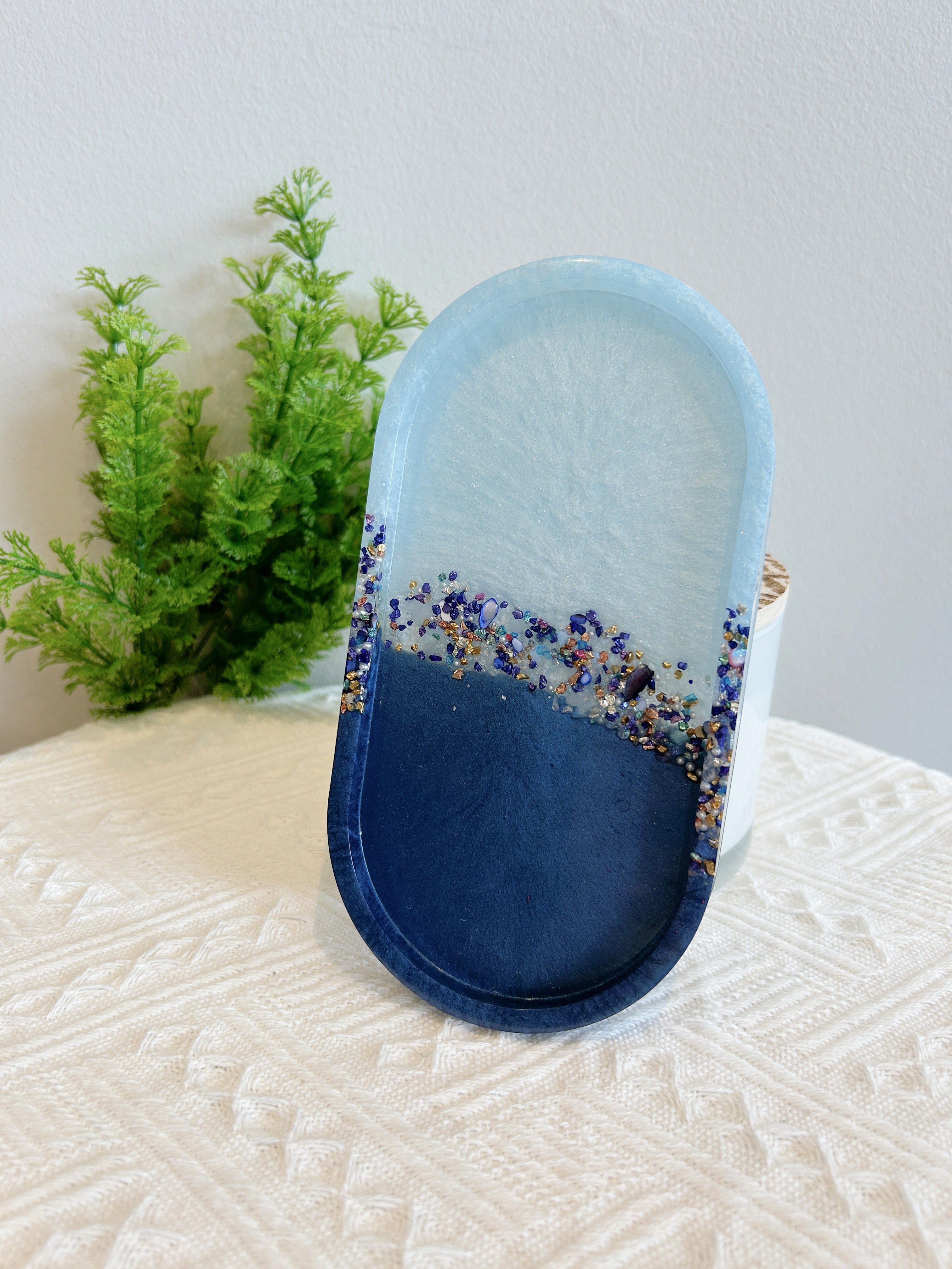 【Crystal Glow】Handmade Resin Coaster & Trinket Tray (2-piece set)