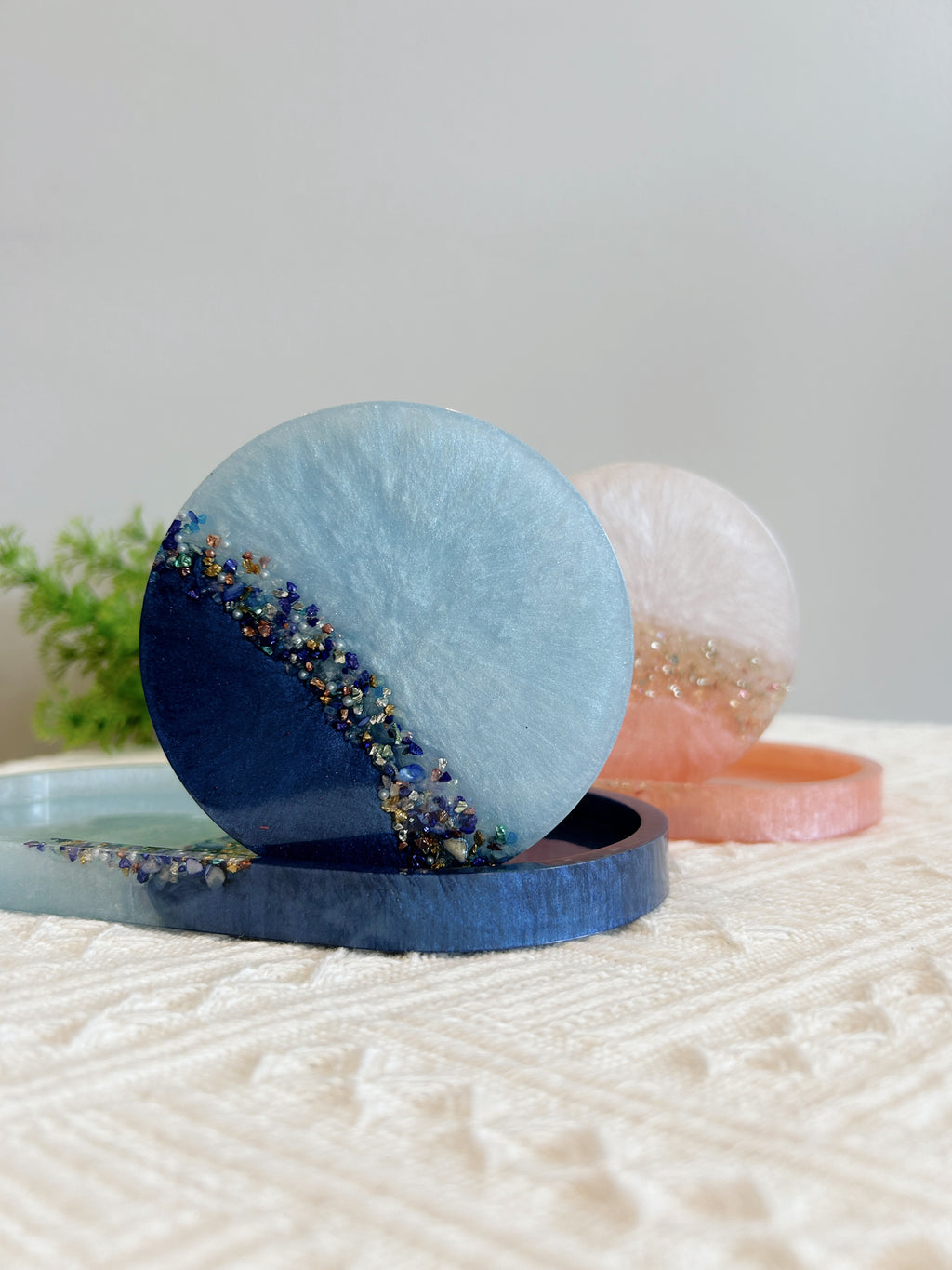 【Crystal Glow】Handmade Resin Coaster & Trinket Tray (2-piece set)