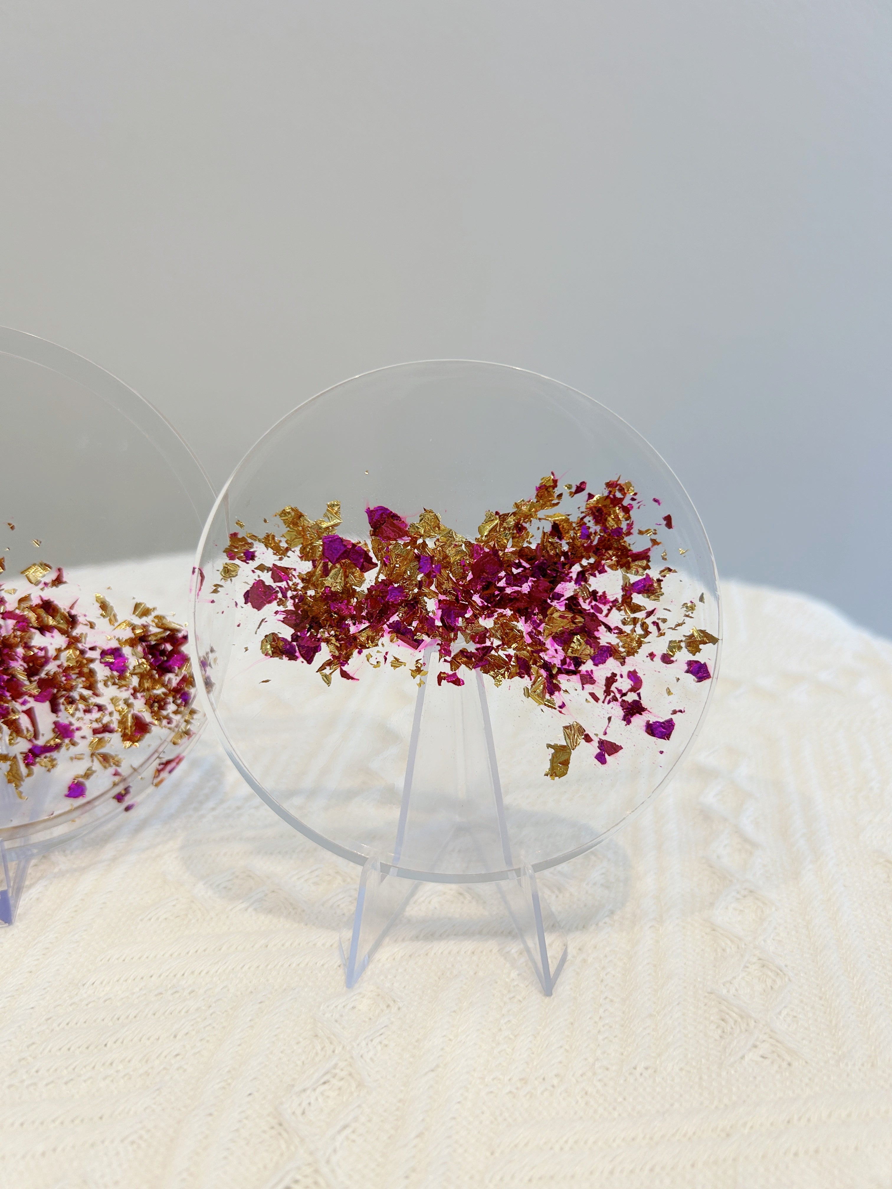 【Golden Elegance】Handmade Resin Coaster & Trinket Tray (2-piece set)