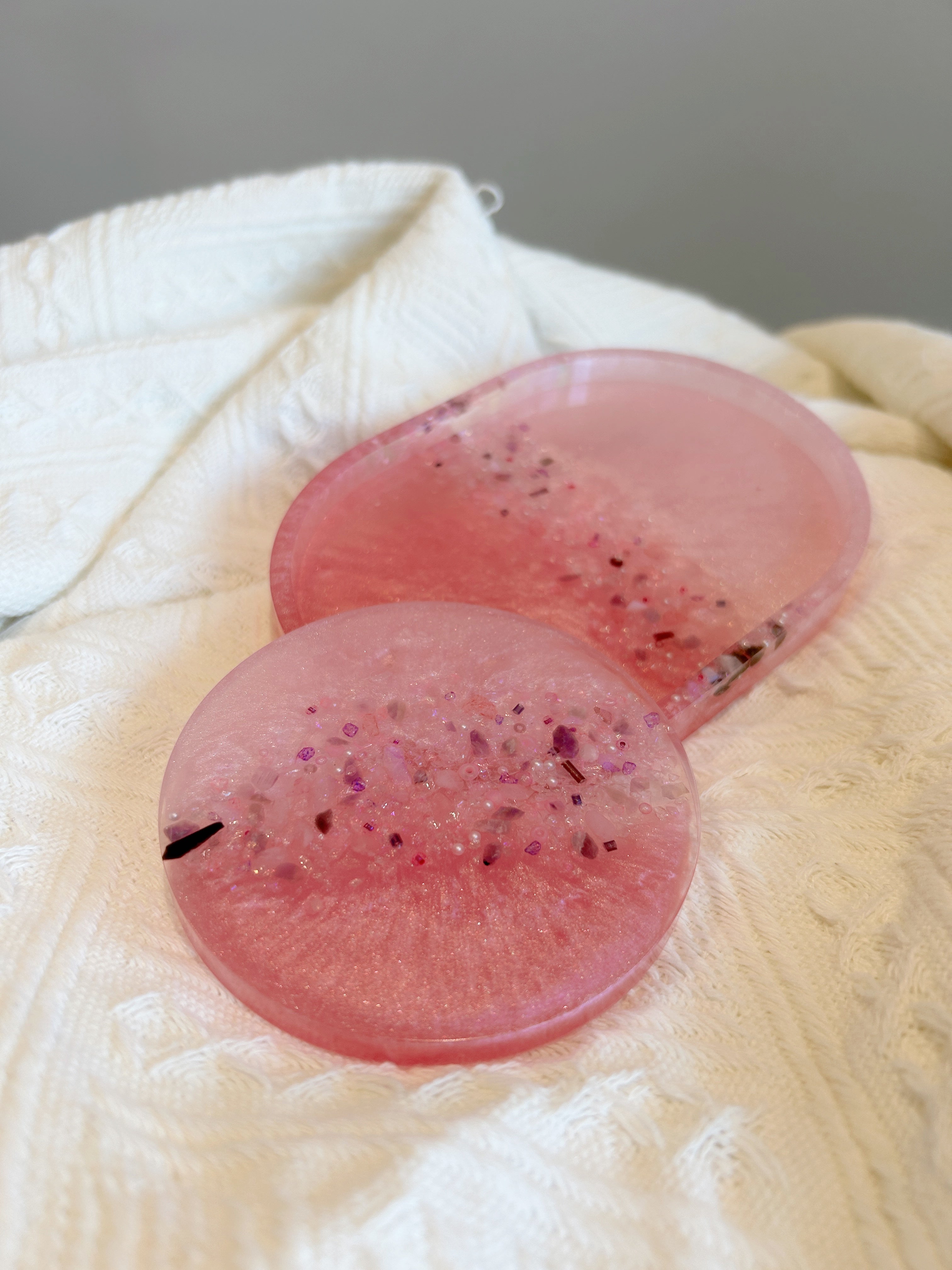 【Crystal Glow】Handmade Resin Coaster & Trinket Tray (2-piece set)
