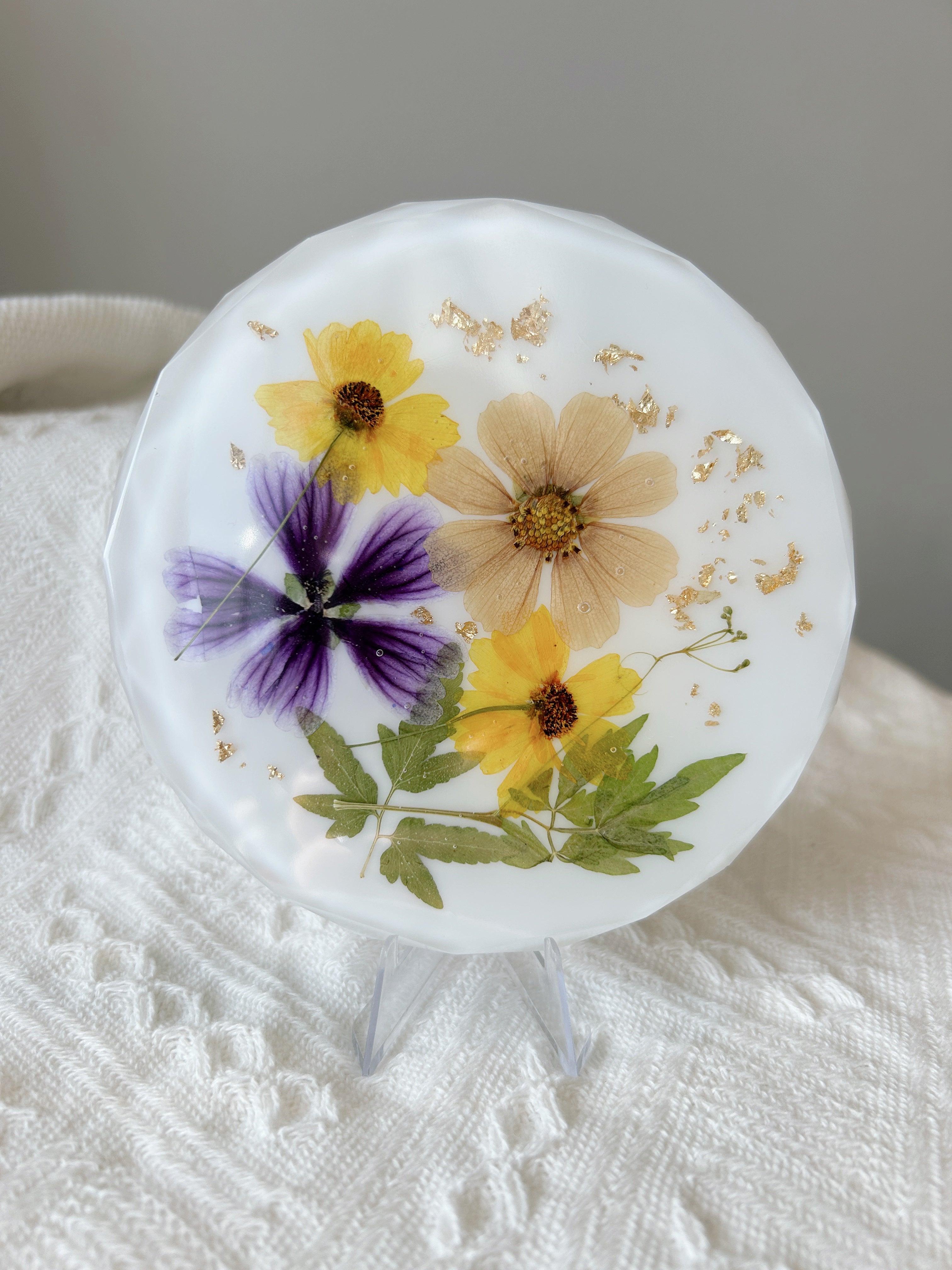 【Floral Fusion】Handmade Resin Diamond-shaped Coaster (individual)