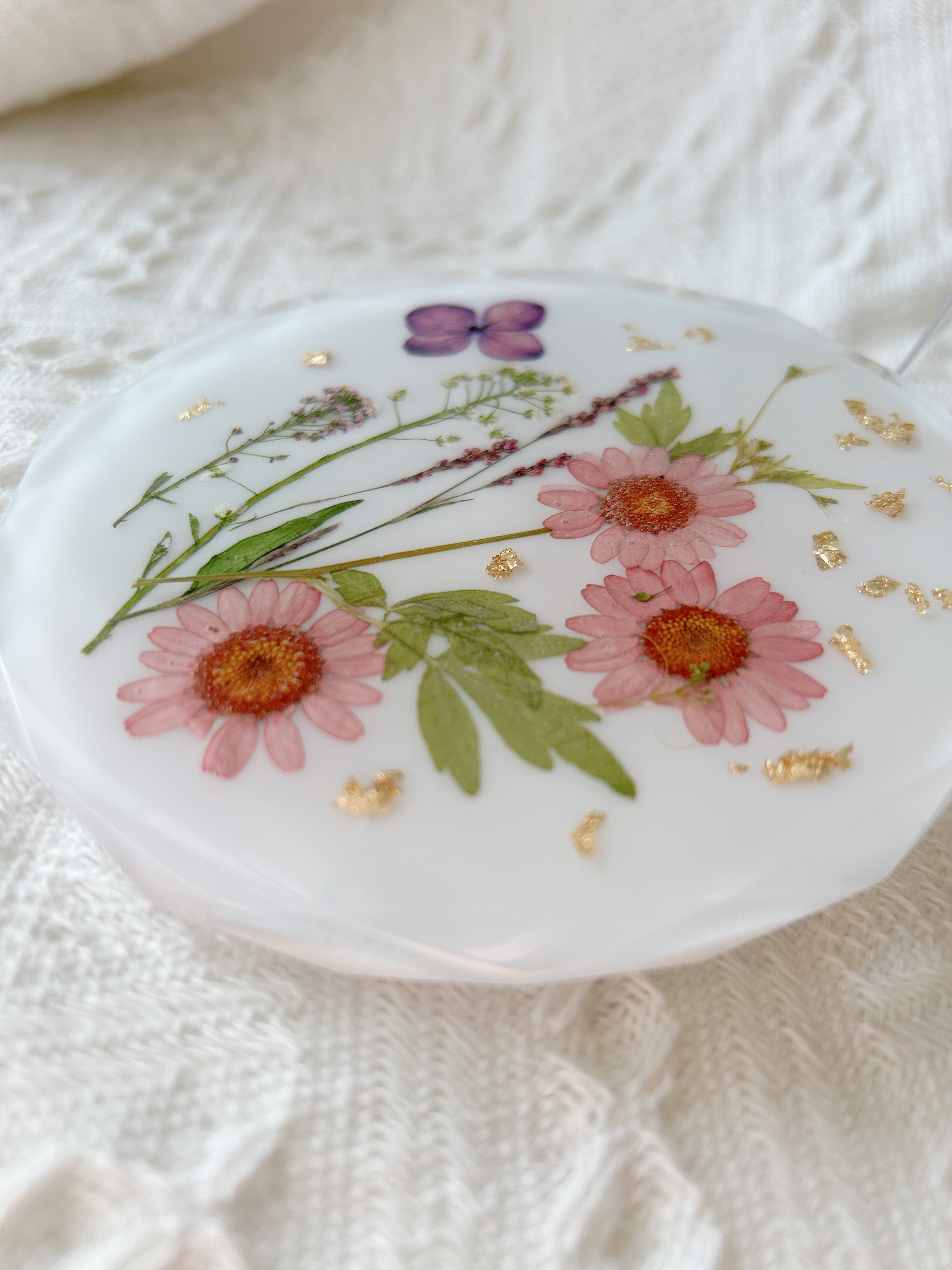 【Floral Fusion】Handmade Resin Diamond-shaped Coaster (individual)
