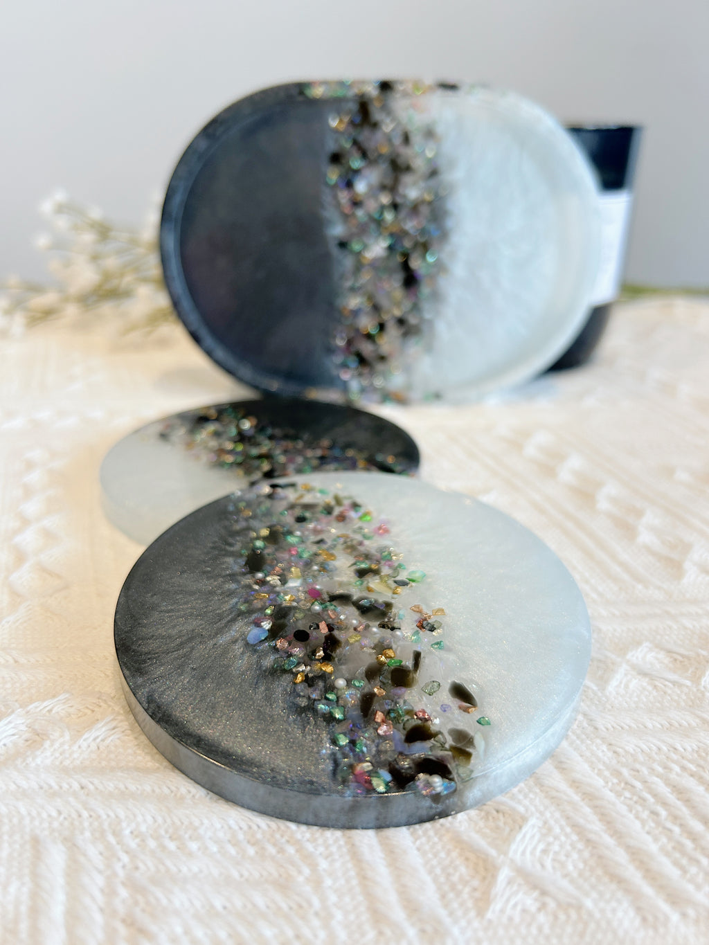 【Crystal Glow】Handmade Resin Coasters & Trinket Tray (3-piece set)