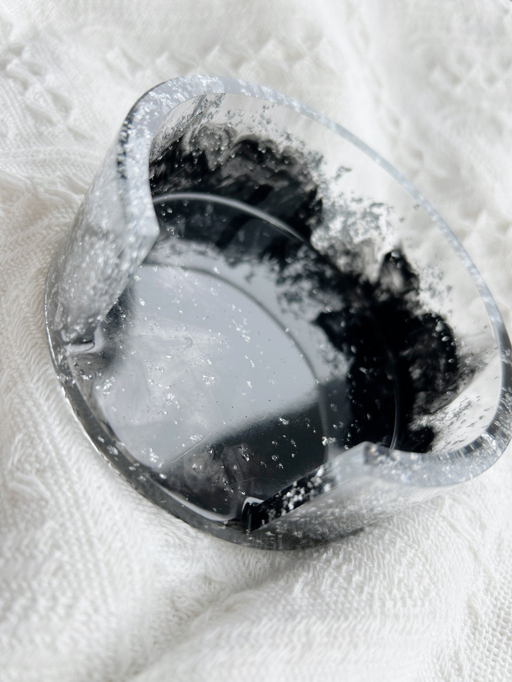 【Noir & Blanc】Handmade Resin Coaster Set (set of 5)