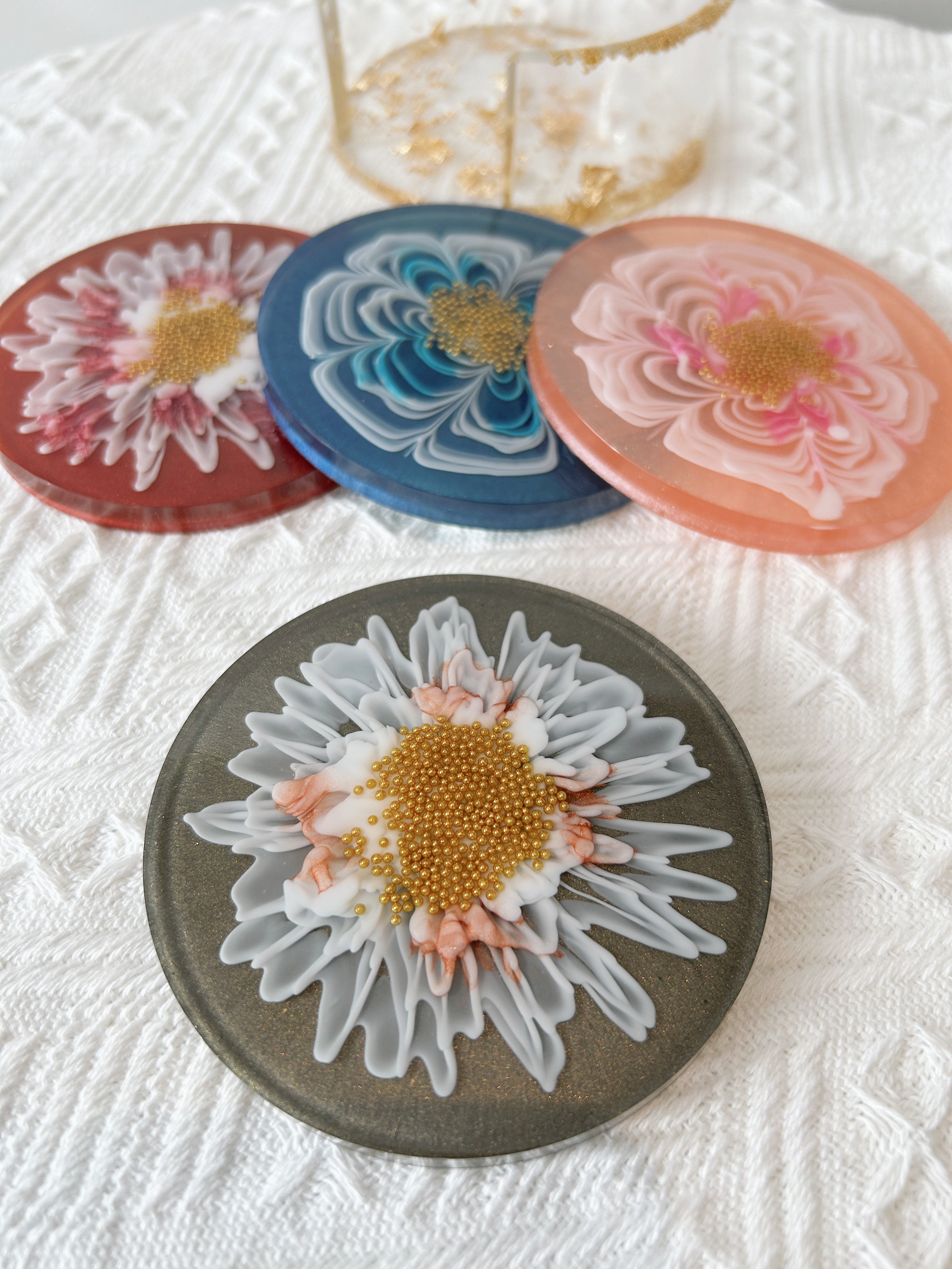 【Blooming Beauty】Handmade Resin Coaster Set (set of 5)
