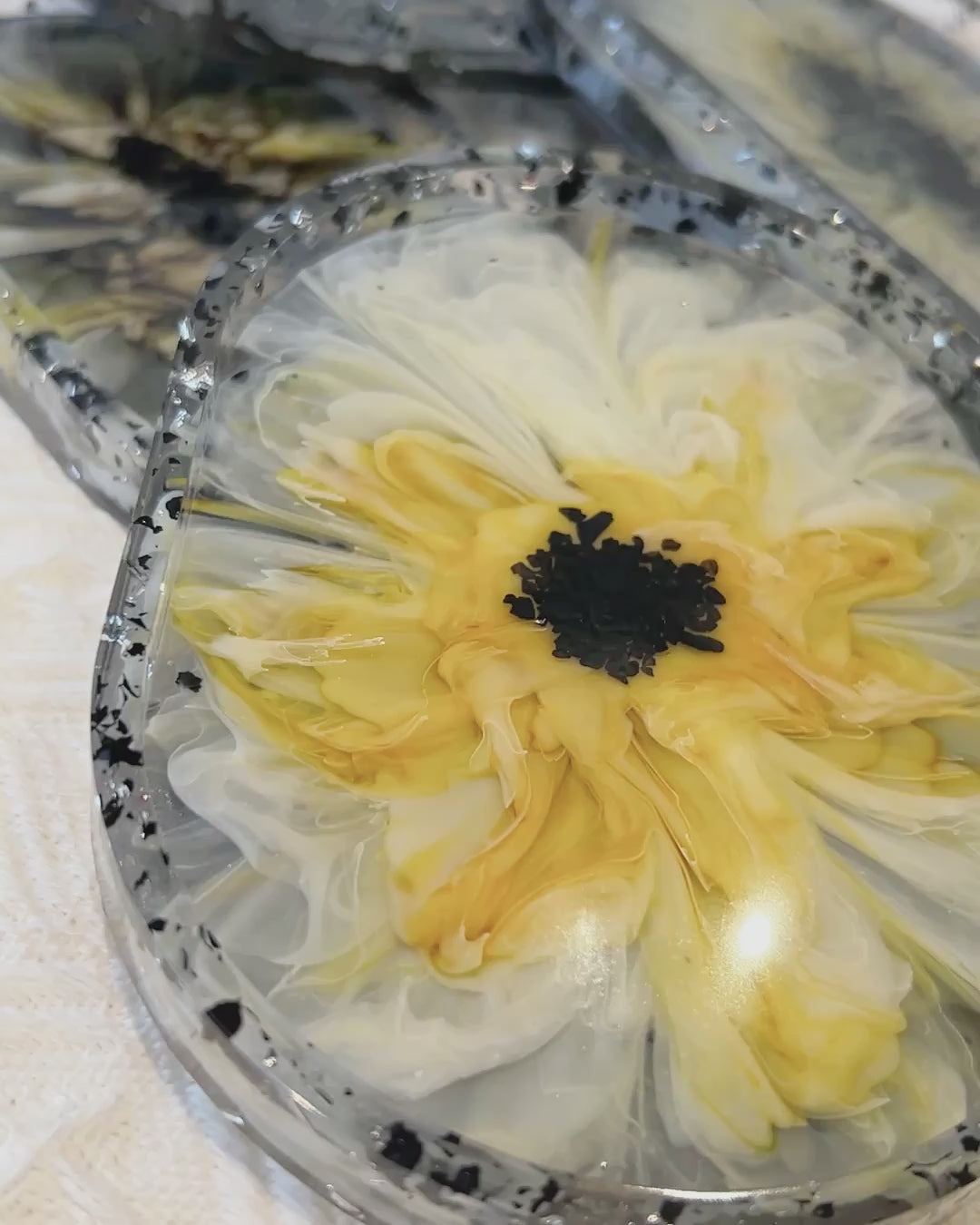 【Blooming Beauty】Handmade Resin Trinket Tray (individual)